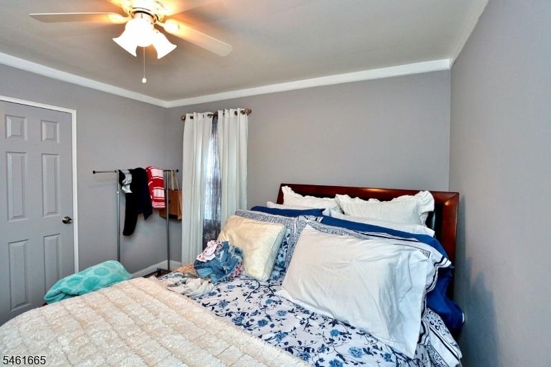 U1 Bedroom 2b