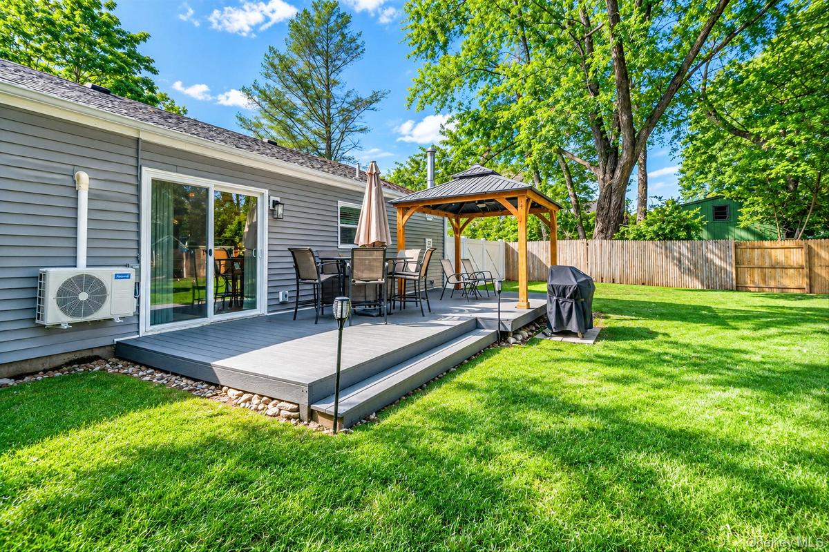 Deck & Gazebo