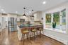 Kitchen and Breakfast Bar