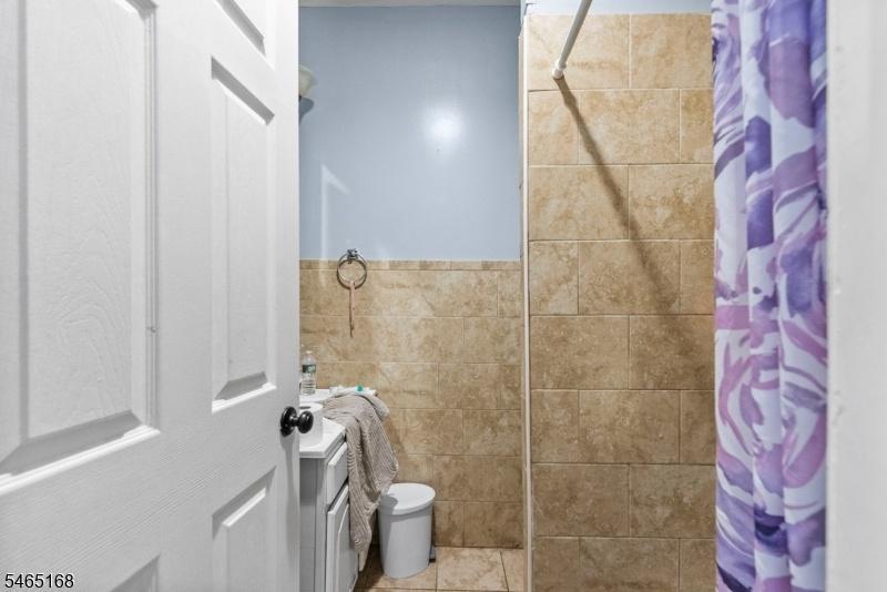 unit 2 bath