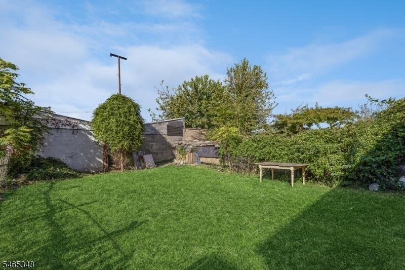 YARD