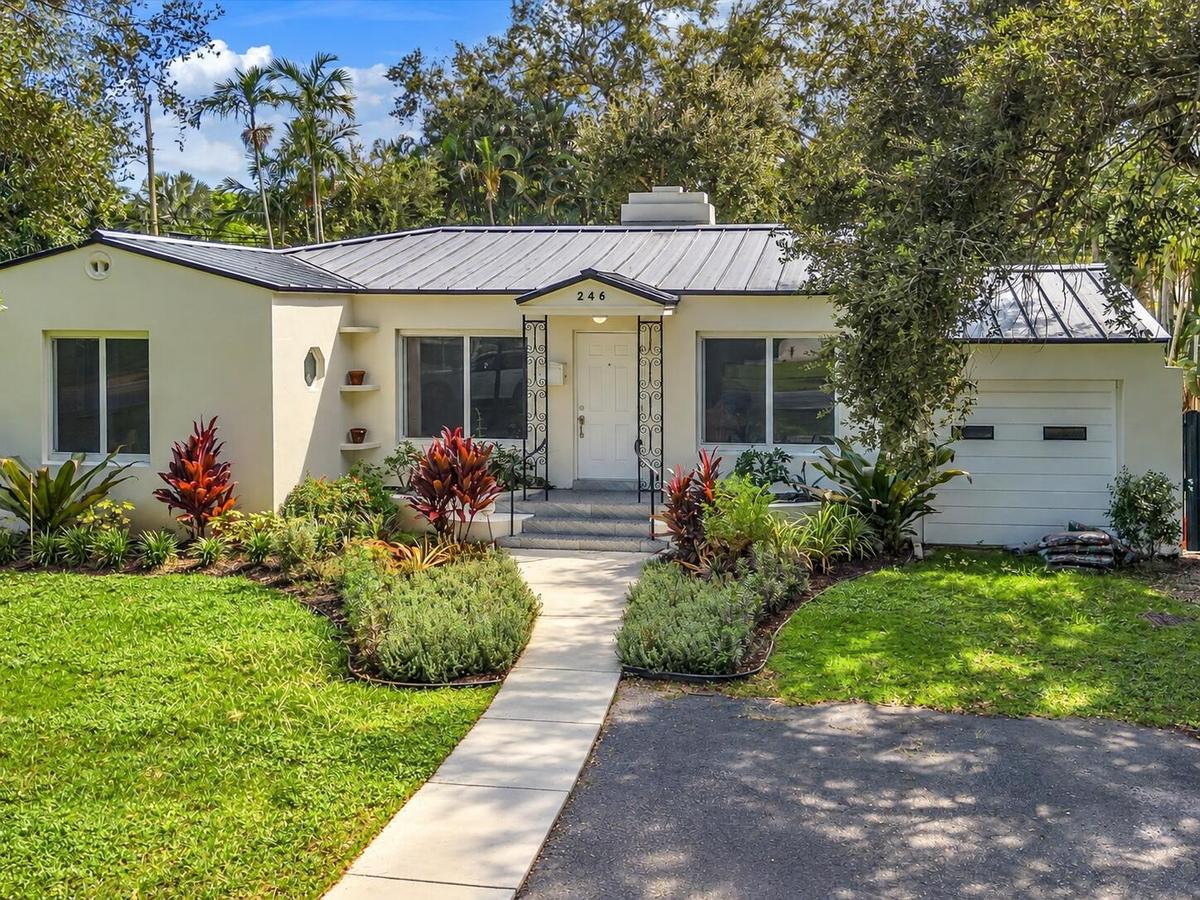 BEAUTIFUL HOME MIAMI SHORES