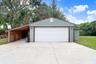 Large Workshop with working garage door and electric