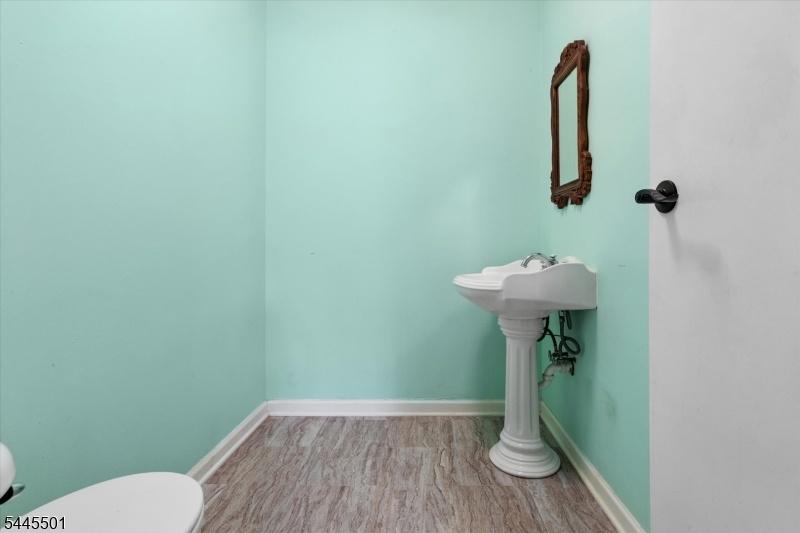 Bathroom (2)