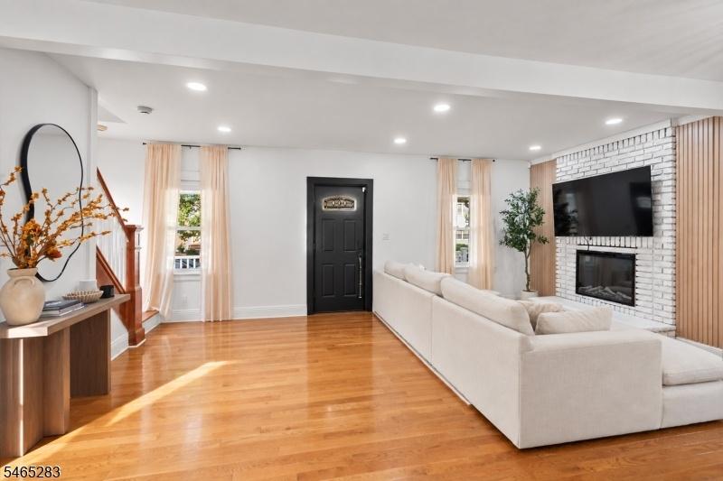 71 Kierstead Ave