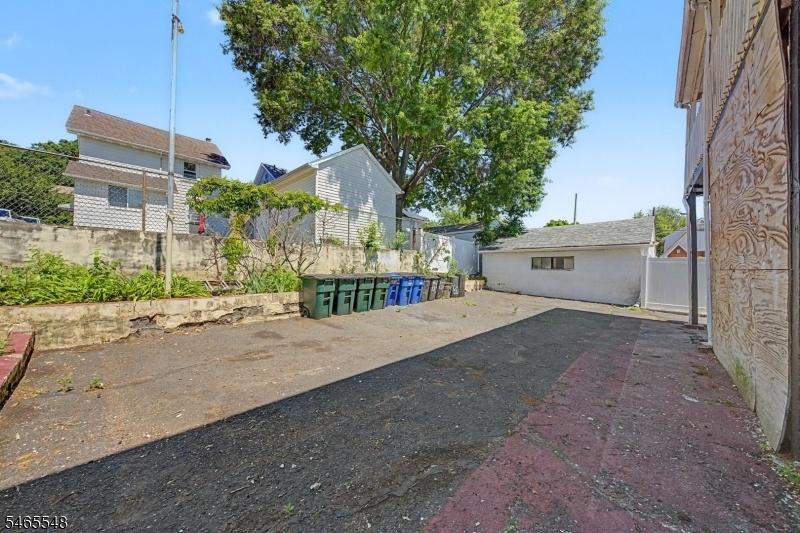 Backyard Parking