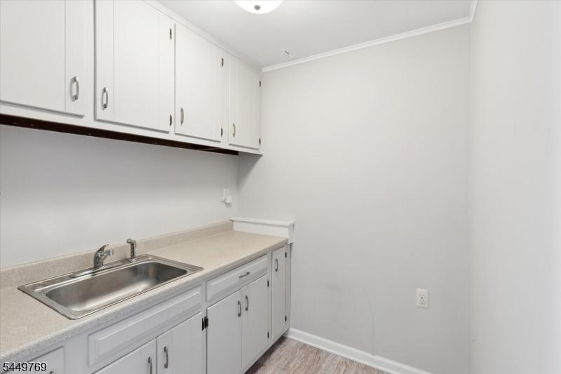 Kitchen/Breakroom