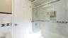 U2 Full en-suite Bath
