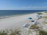 10minute drive to the beach