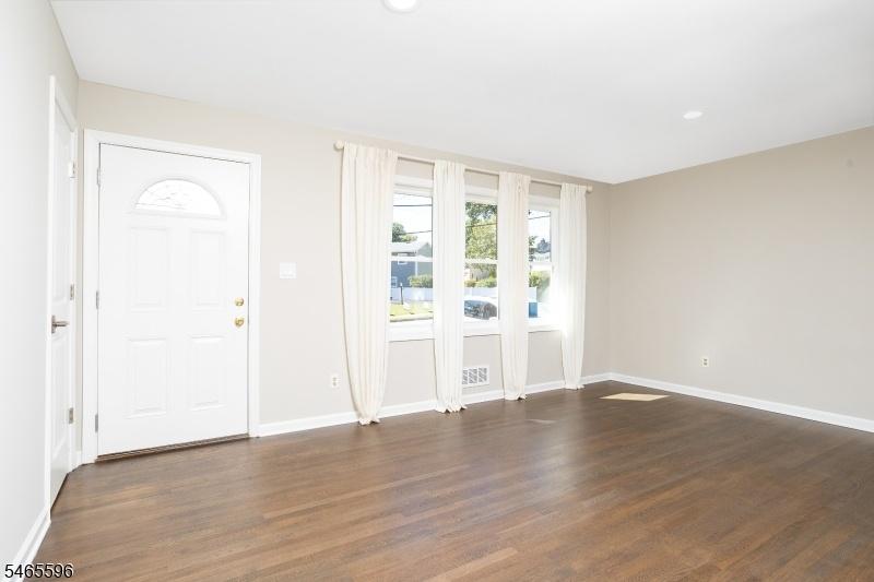 VIEW FACING TOWARDS ENTRANCE