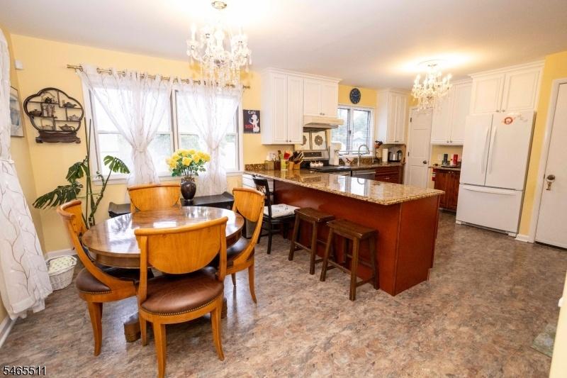 Eat in Kitchen