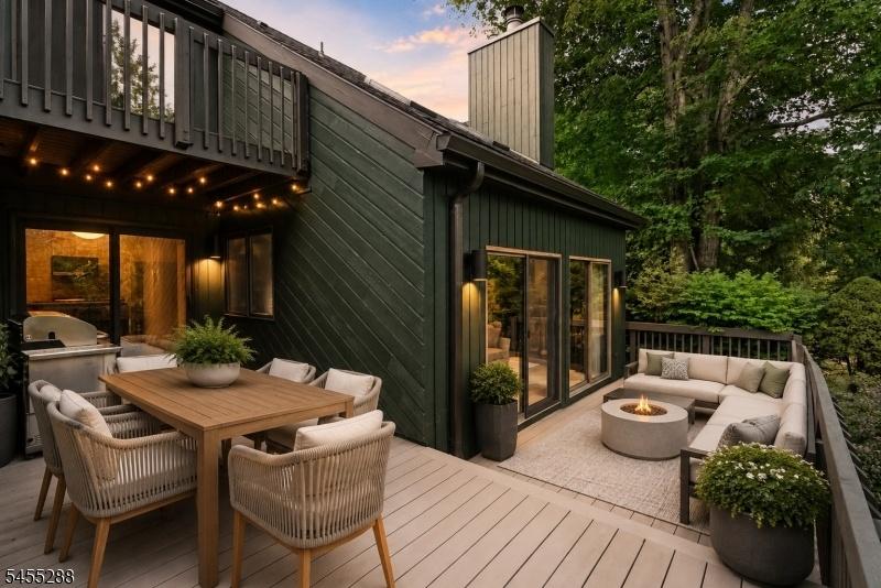 Back Deck Virtually staged