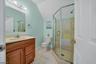 En Suite Full Bath