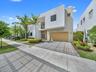 BEAUTIFUL HOME DORAL 60