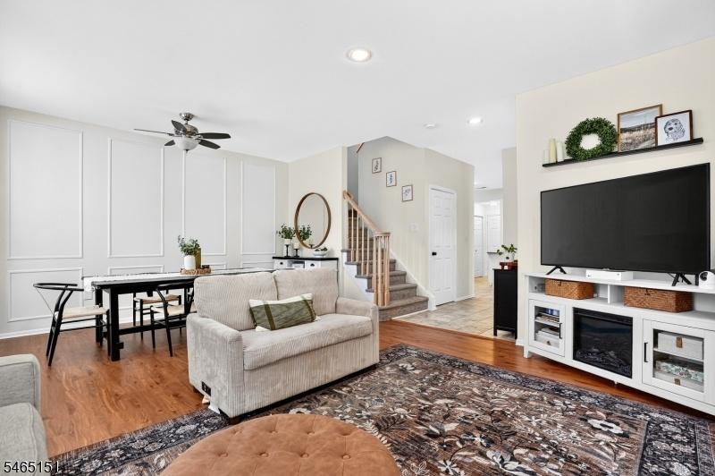Living Room/Dining Room