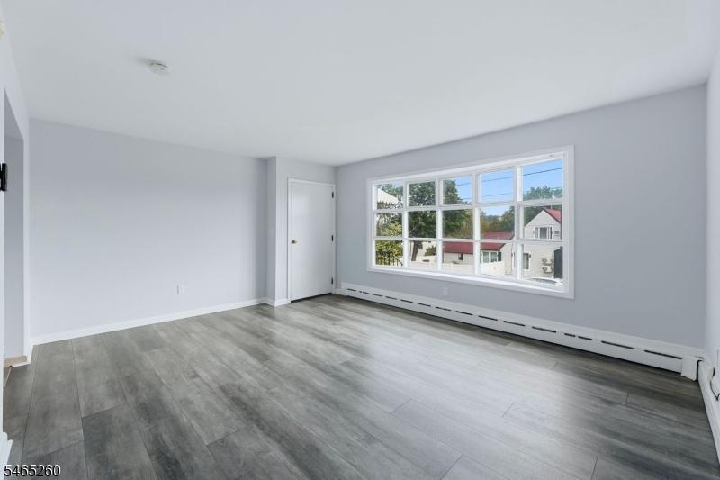 Living Room (unit 1)