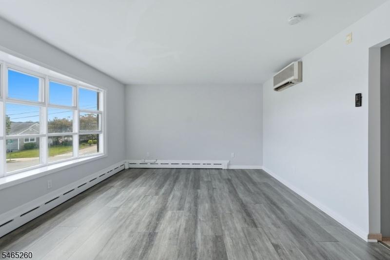 Living Room (unit 1)
