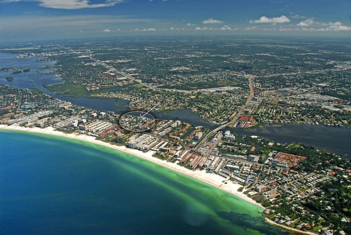 Aerial View of Polynesian Gardens & Siesta Key Beach