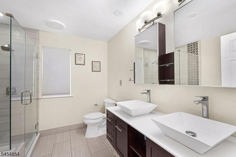Primary Bedroom Full Bathroom