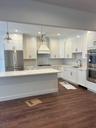 WHITENQUARTZ COUNTERS