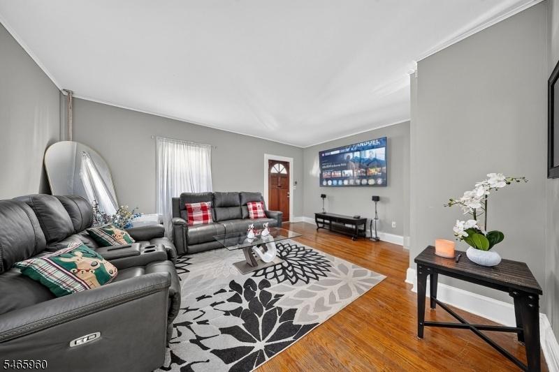 unit 1 - living room