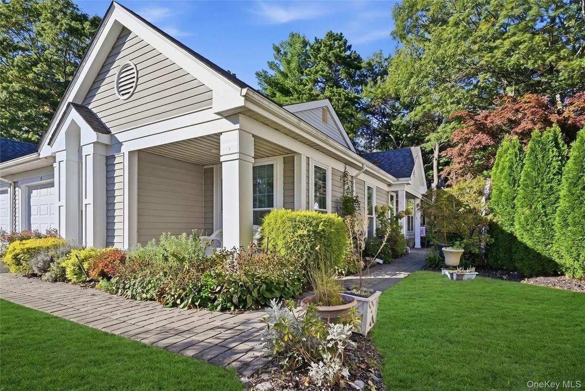 Light & Bright, Highly Sought After Bedford Model In A Quiet Cul De Sac.