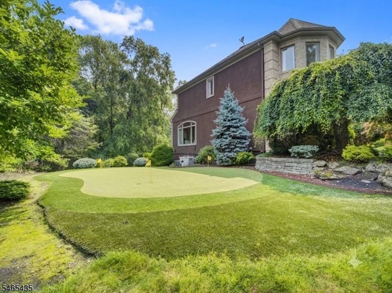 putting green