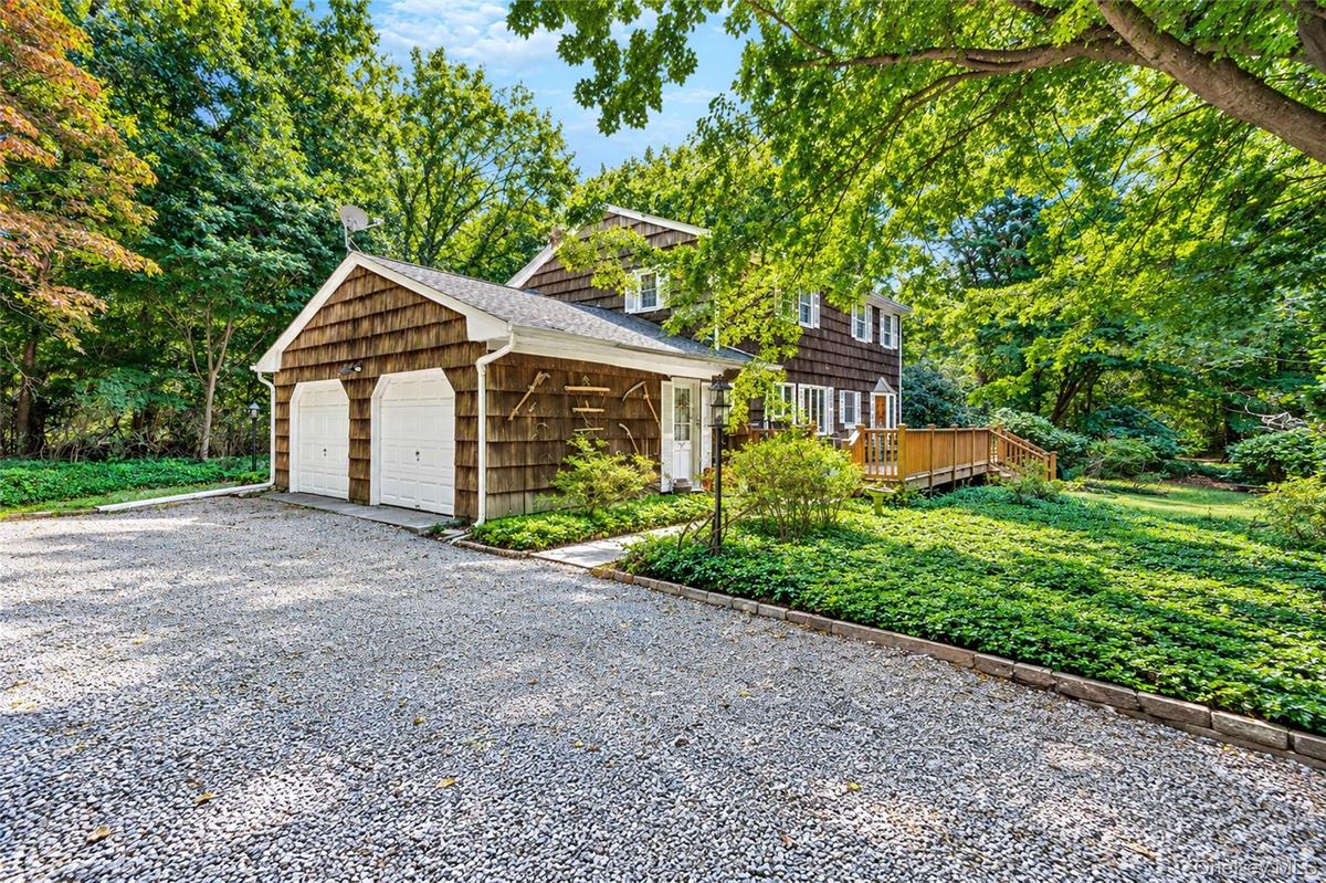 2 Car Garage