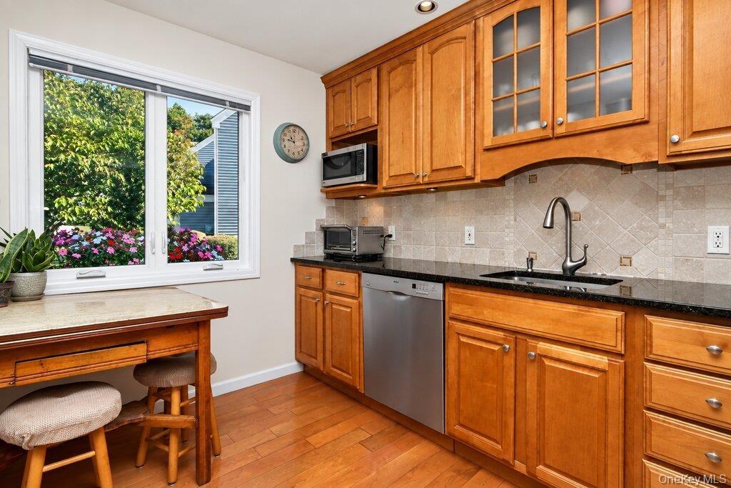 Eat in Kitchen