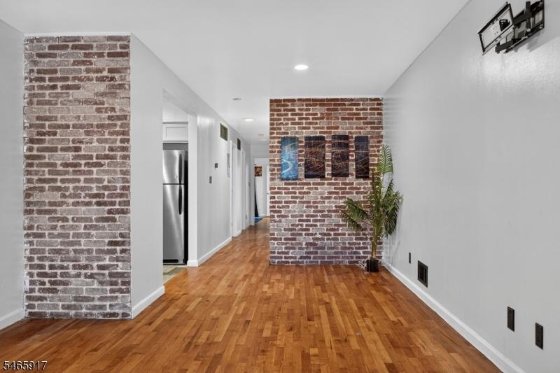 Living Room Unit 1