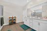 En suite Master Bath