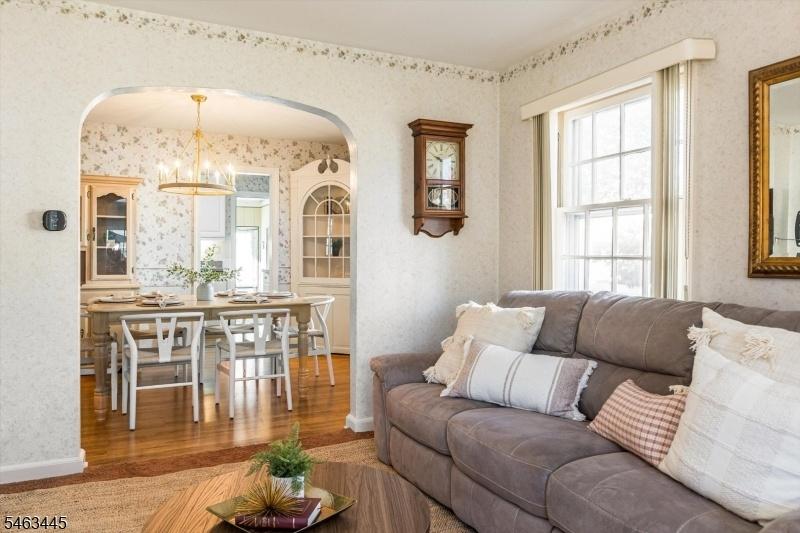 Living Room / Dining Room