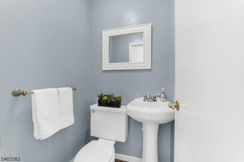 Powder room