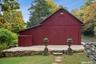 Barn