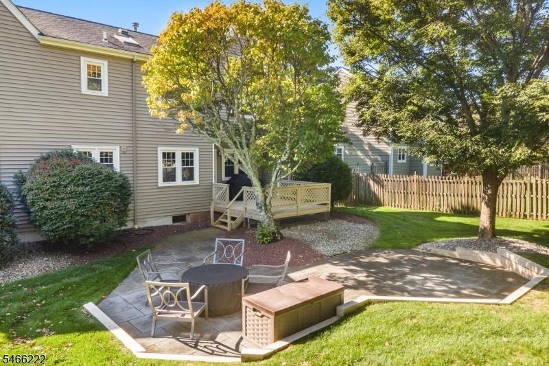 LARGE PATIO