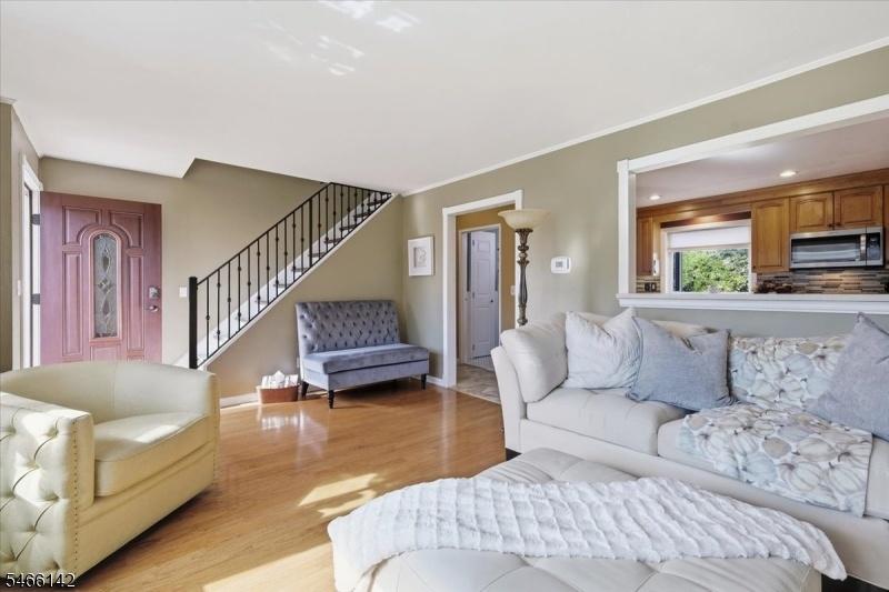 Living Room Alt View