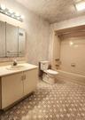 Primary bath with tub