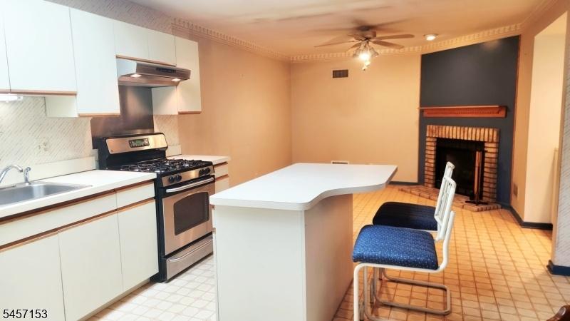 Kitchen and family rm