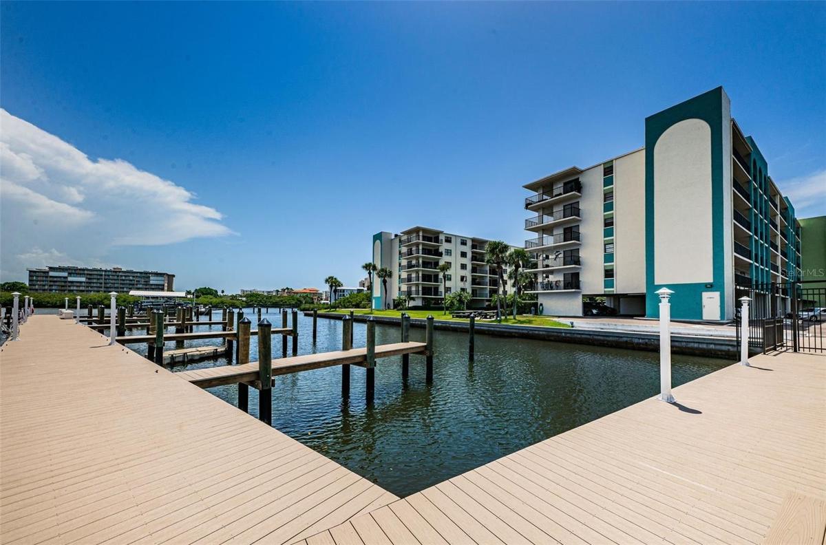 Newly Renovated and Rebuilt Dock, Boat Slips & Fishing Pier!