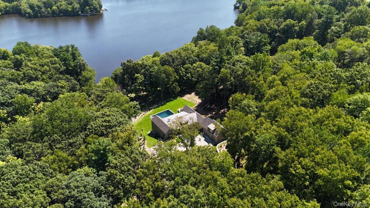Home and Lake View