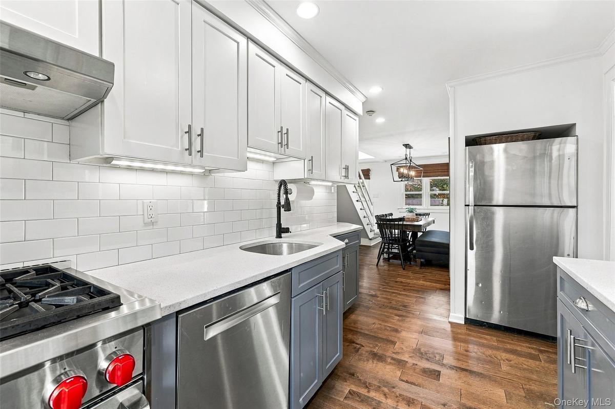 Modern Kitchen
