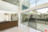 Kitchen/Outdoor area