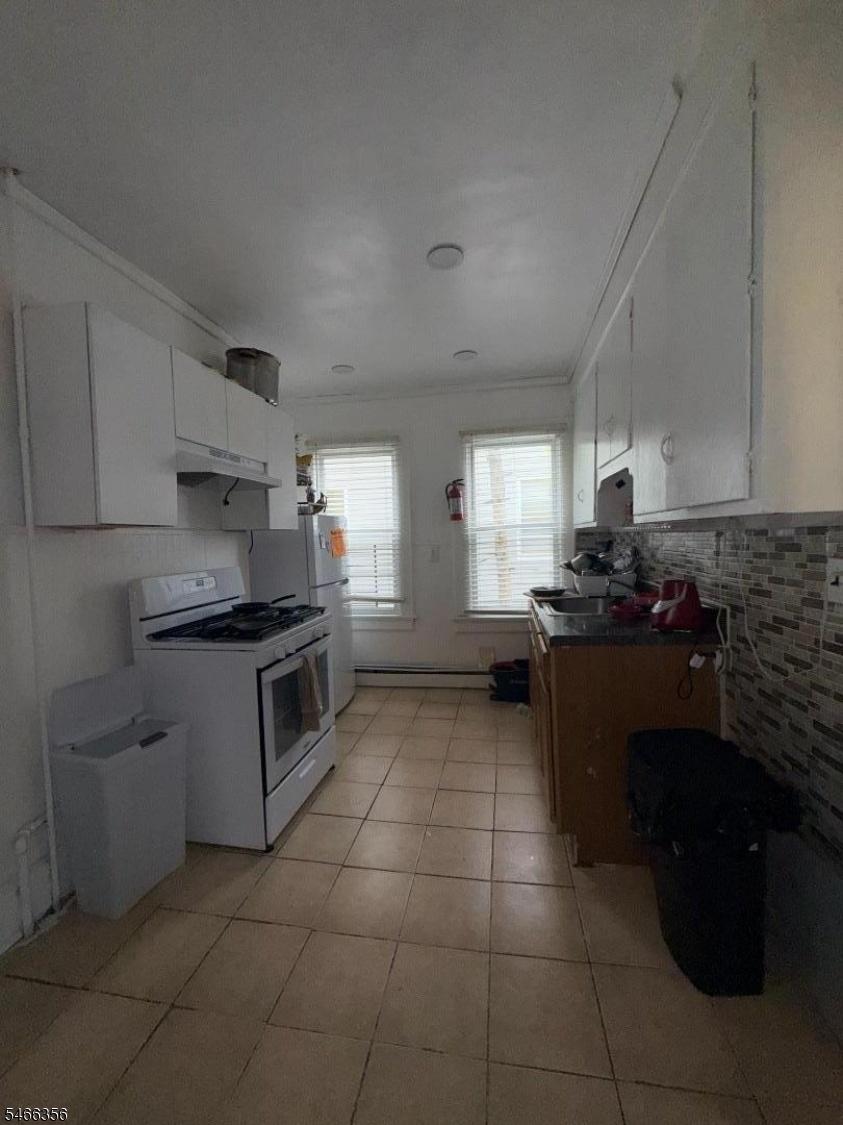 Image of listing