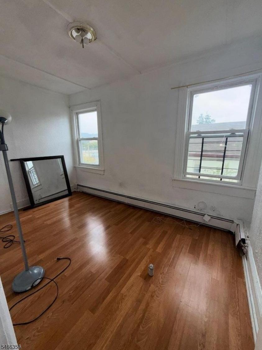 Image of listing