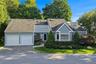 Stylish, Renovated and Convenient -Single Family Home in Fieldpoint.