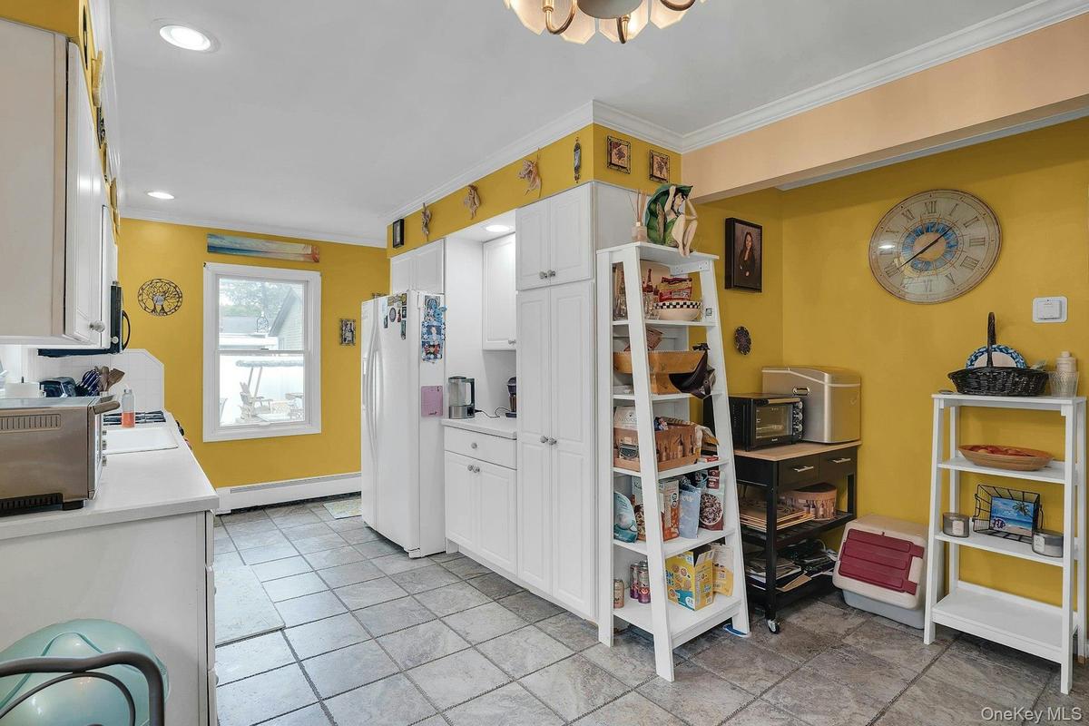 Refrigerator 4 years.