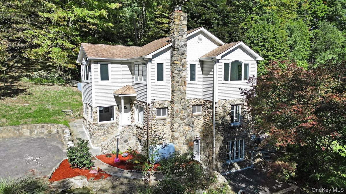 Charming Stone Home featuring classic character