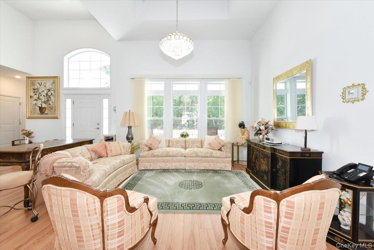 Floor to Ceiling Windows