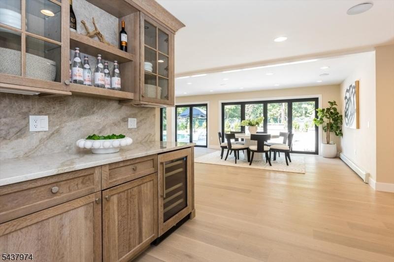 Dry Bar and Breakfast Room