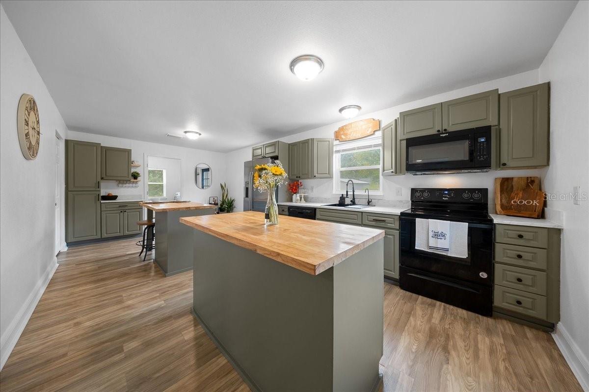 Large Kitchen